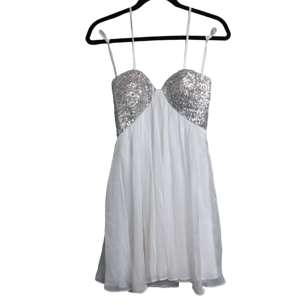 La Femme PARIS White Silver Sequined Open Back Cocktail Party Dress 0